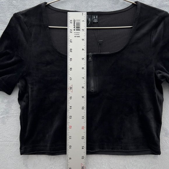 VERO MODA Womens Athena Zip Detail Velvet Crop Top Size XS Black NWT 2 - 0093 - Picture 2 of 10